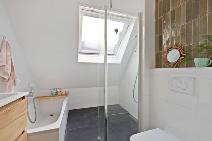 Vrijstaande woning te koop: Zilveren Medaillepad 9, Almere