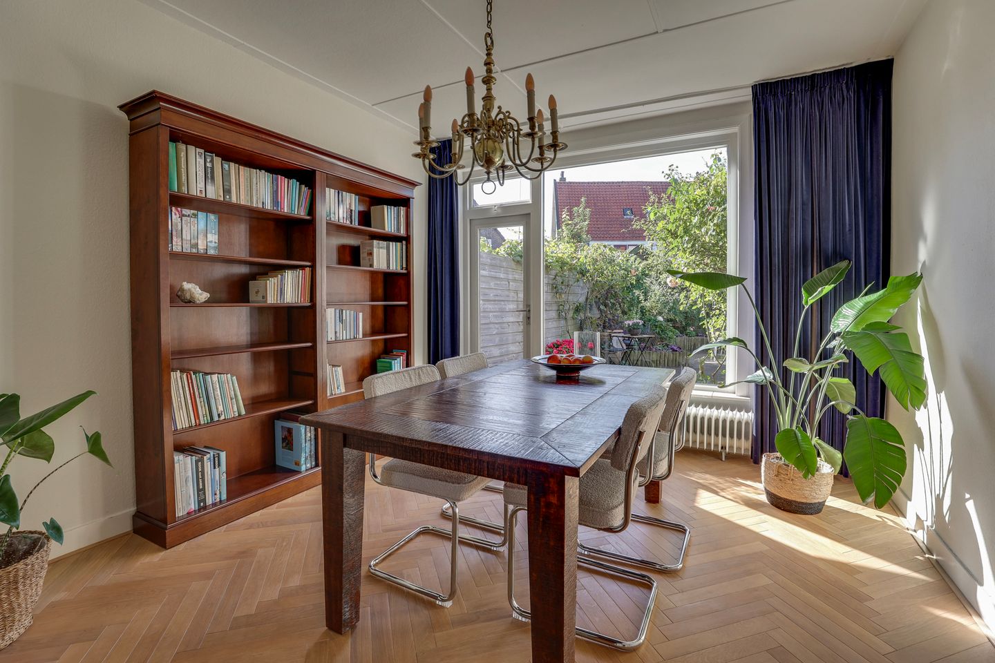Photo 4 of Schuttevaerstraat 7