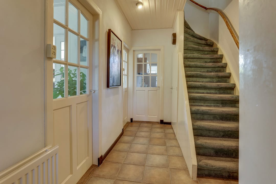 Photo 16 of Schuttevaerstraat 7