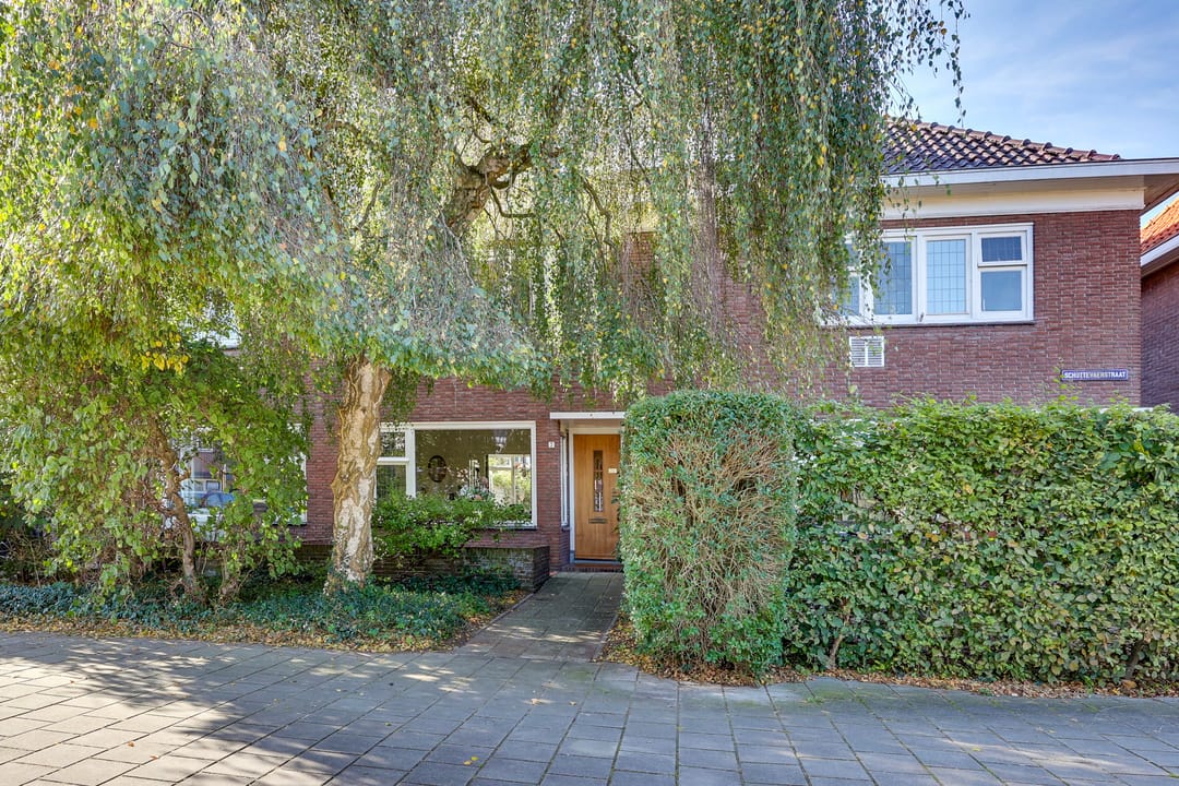 Photo 1 of Schuttevaerstraat 7