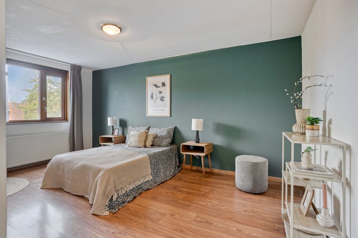 Tussenwoning te koop: Grasbloem 57, Eindhoven