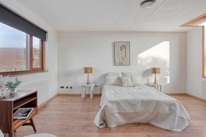 Tussenwoning te koop: Grasbloem 57, Eindhoven