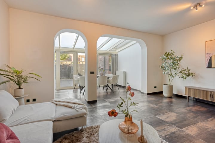 Tussenwoning te koop: Grasbloem 57, Eindhoven