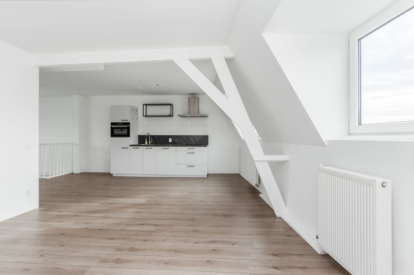 Photo 5 of Hoogstraat 14-D