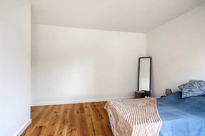 Tussenwoning te koop: Anne Franklaan 106, Bussum