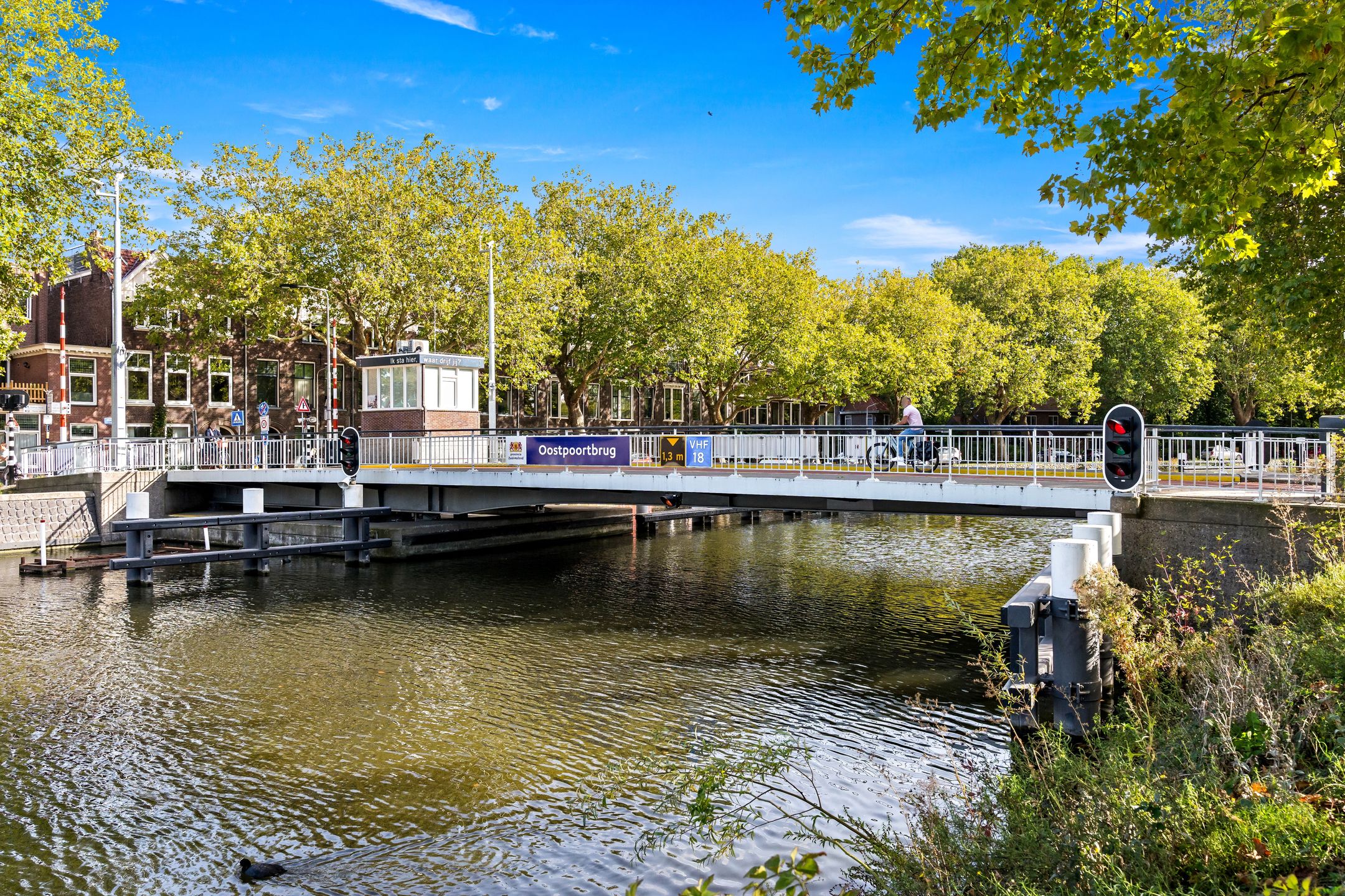 Photo 30 of Zuiderstraat 298