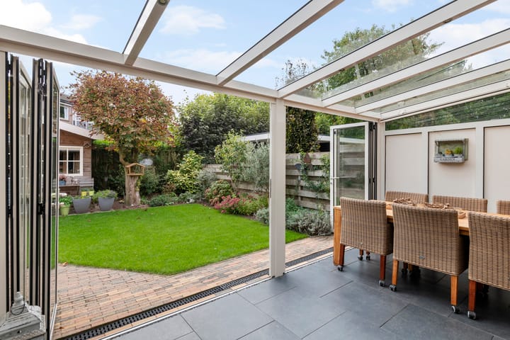 Tussenwoning te koop: Nederburcht 5, Buren (Ge)