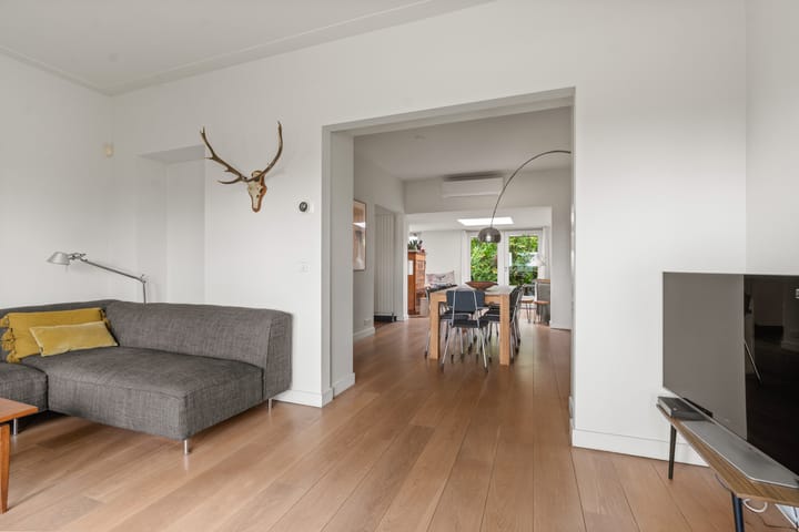 Tussenwoning te koop: Bodegraafsestraatweg 107, Gouda