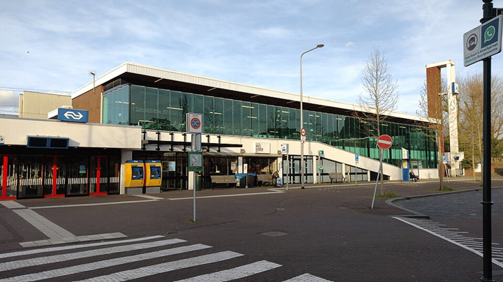 Stationsplein 2-a, Weesp