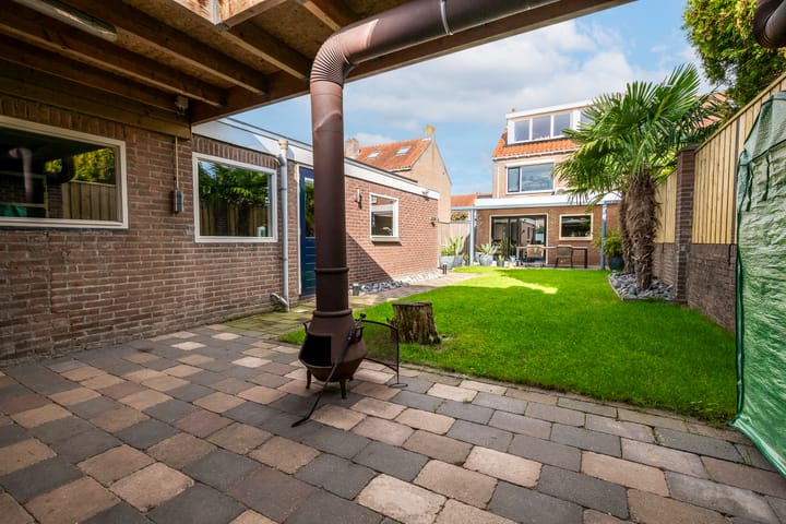 Foto 4 van Van Karnebeekstraat 12