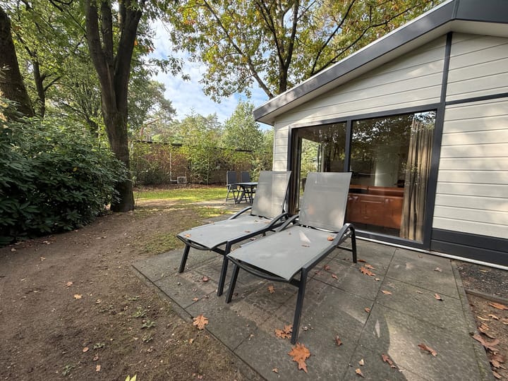 Vrijstaande woning te koop: Barteweg 15R30, Ede