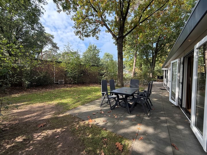 Vrijstaande woning te koop: Barteweg 15R30, Ede