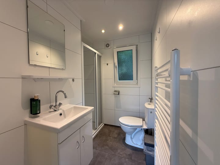Vrijstaande woning te koop: Barteweg 15R30, Ede