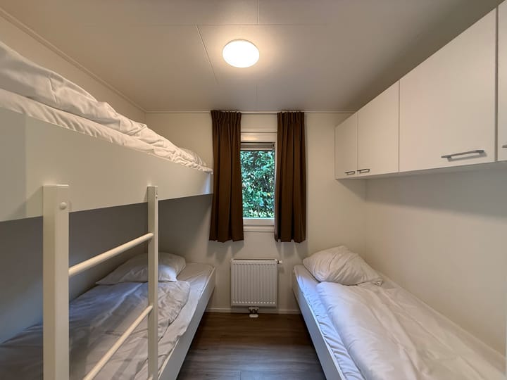 Vrijstaande woning te koop: Barteweg 15R30, Ede