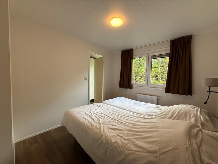Vrijstaande woning te koop: Barteweg 15R30, Ede