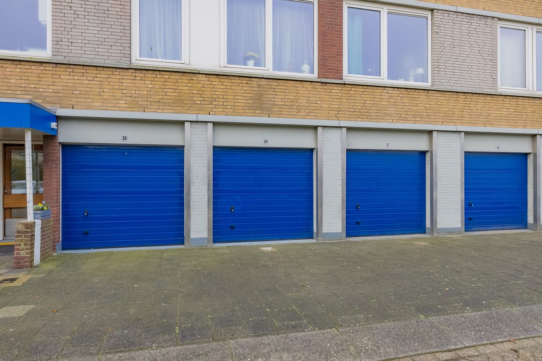 Photo 2 of Doorneberglaan 38