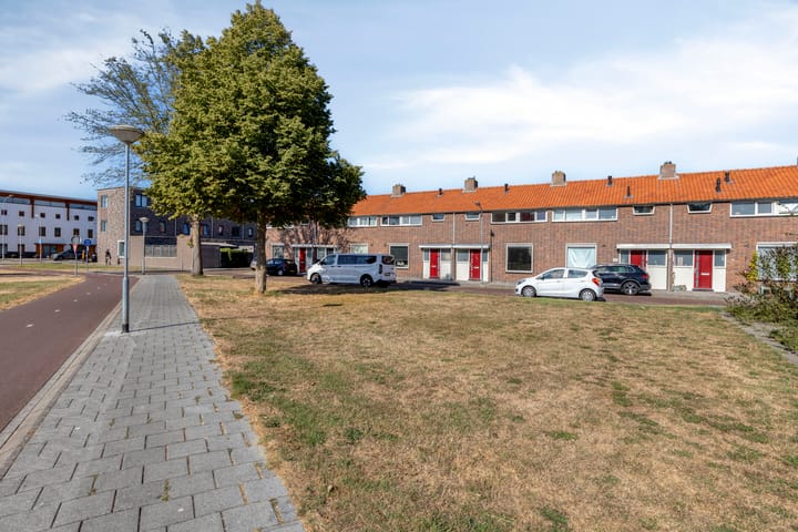 Tussenwoning te koop: Beatrixlaan 123, Vlissingen