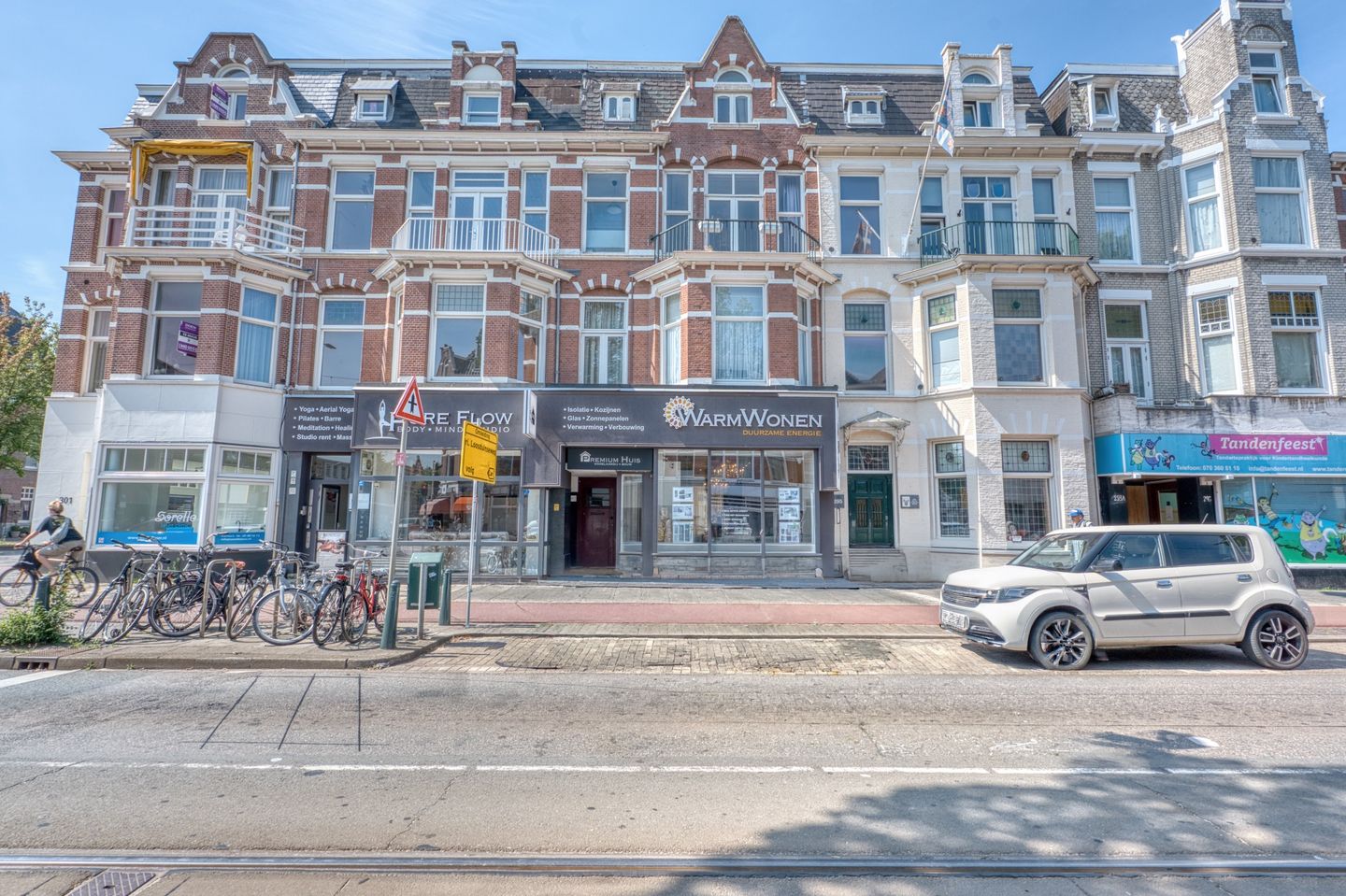 Bekijk foto 1 van Laan van Meerdervoort 299