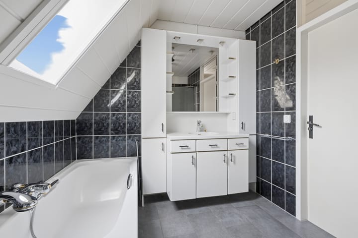 Vrijstaande woning te koop: Majoor Jacomettiweg 15, Rhenen