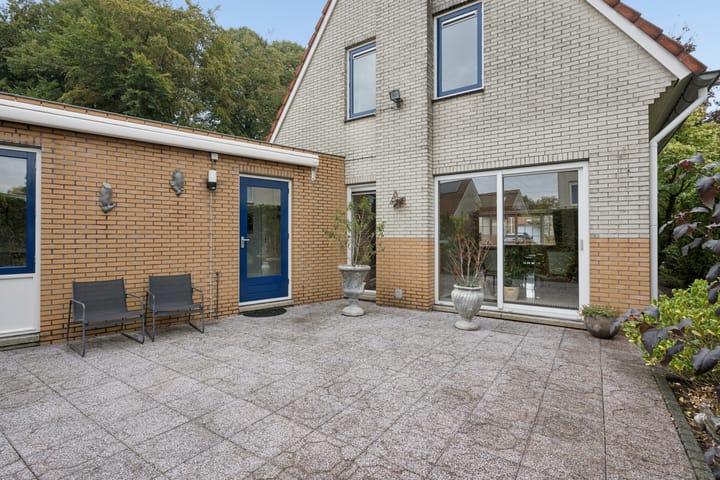 Vrijstaande woning te koop: Majoor Jacomettiweg 15, Rhenen