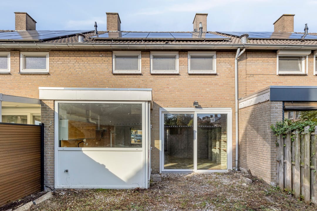 Photo 32 of Busweg 72