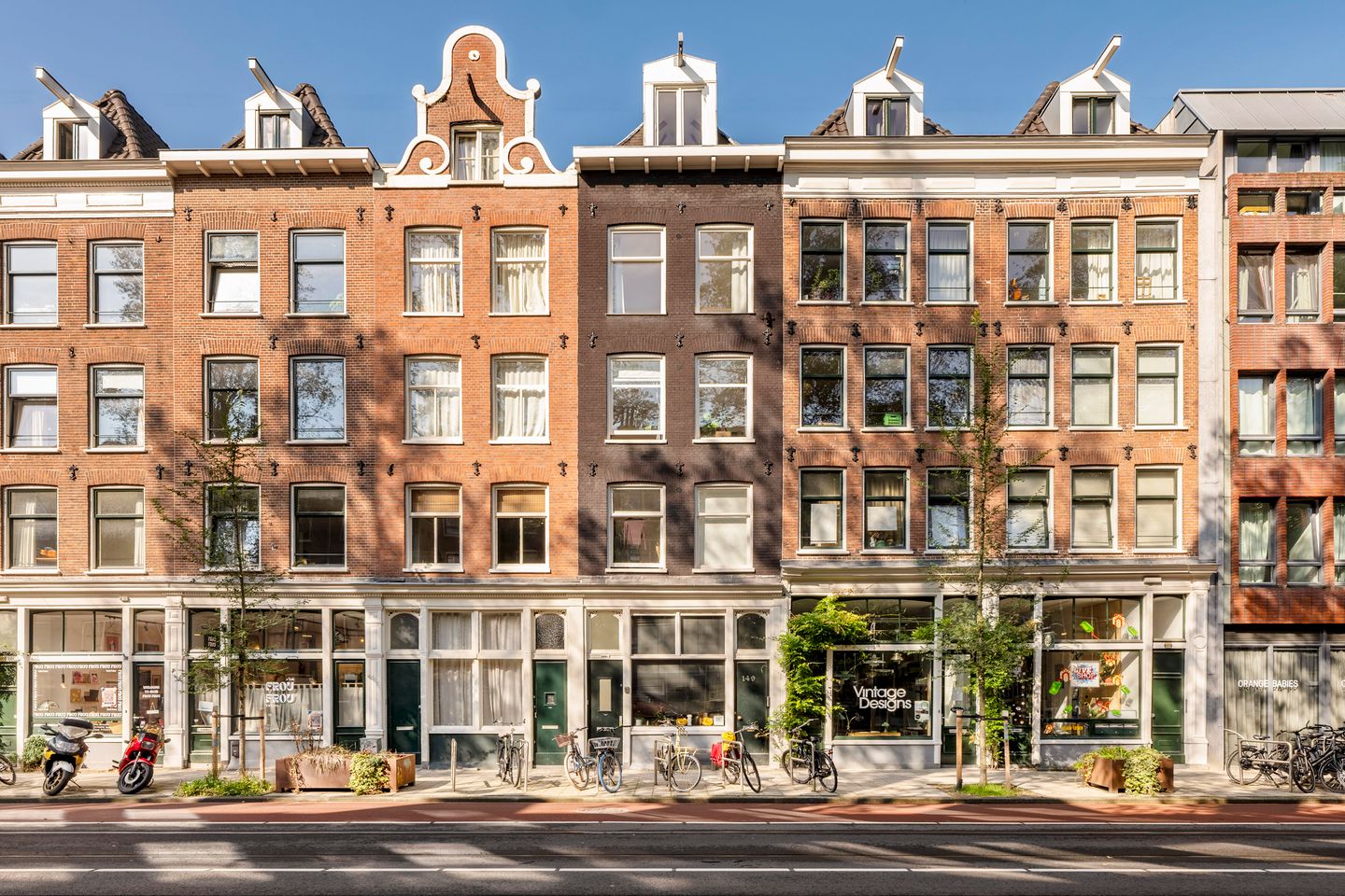Photo 4 of Czaar Peterstraat 149-3