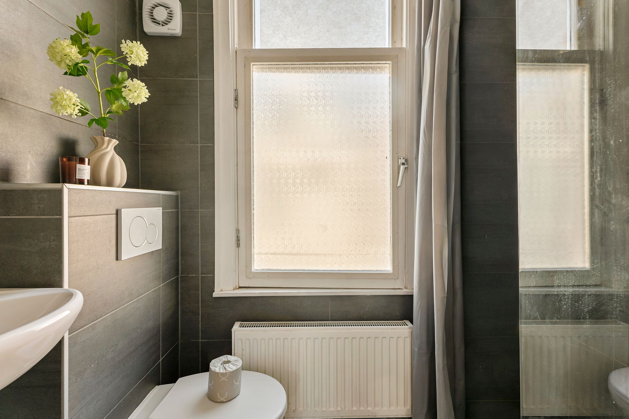 Photo 18 of Czaar Peterstraat 149-3