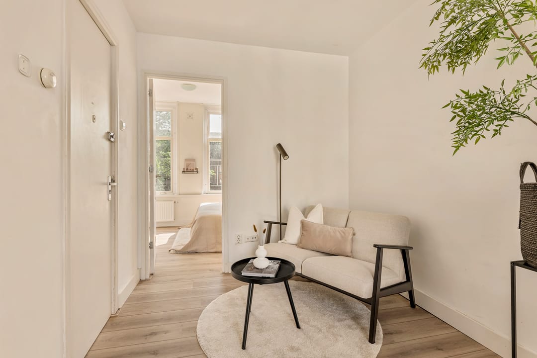 Photo 11 of Czaar Peterstraat 149-3