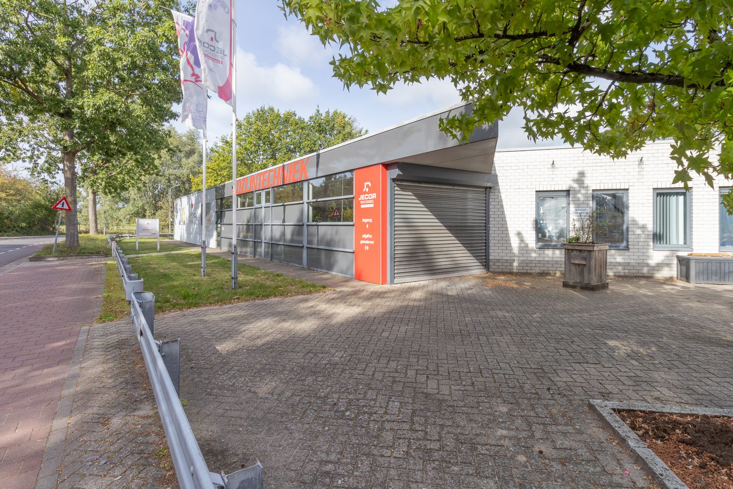 Bekijk foto 2 van Tijsselingstraat 2