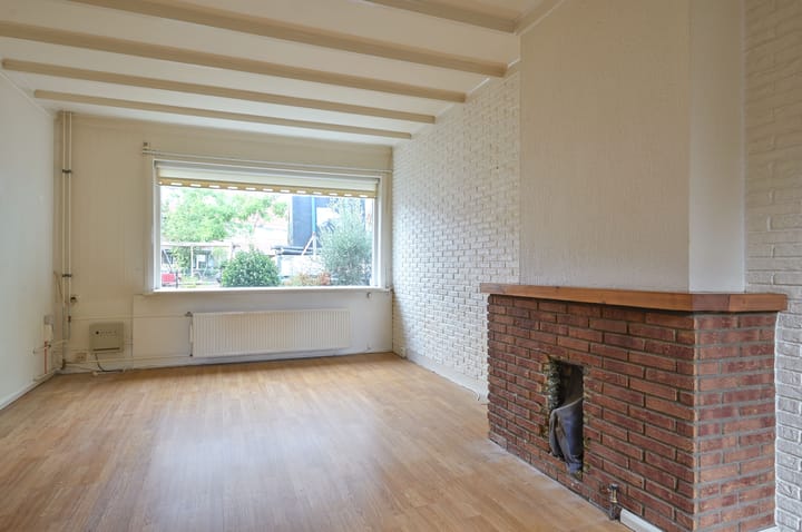 Tussenwoning te koop: Ampèrestraat 19, Hilversum