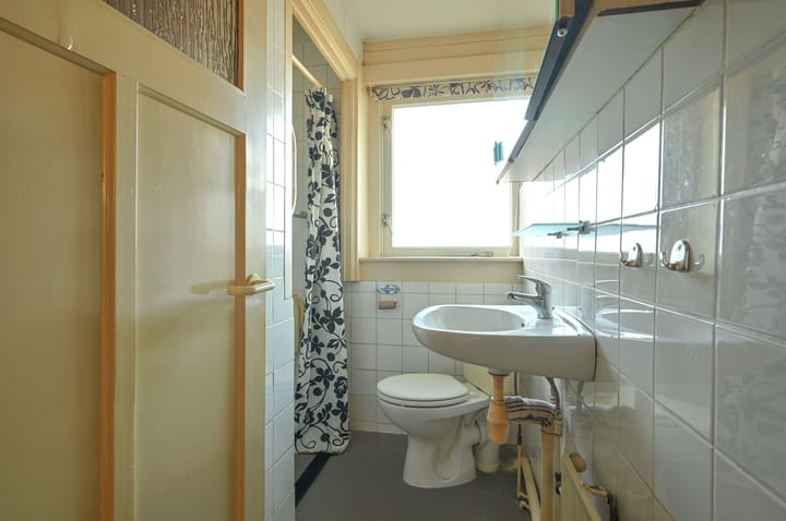 Tussenwoning te koop: Ampèrestraat 19, Hilversum
