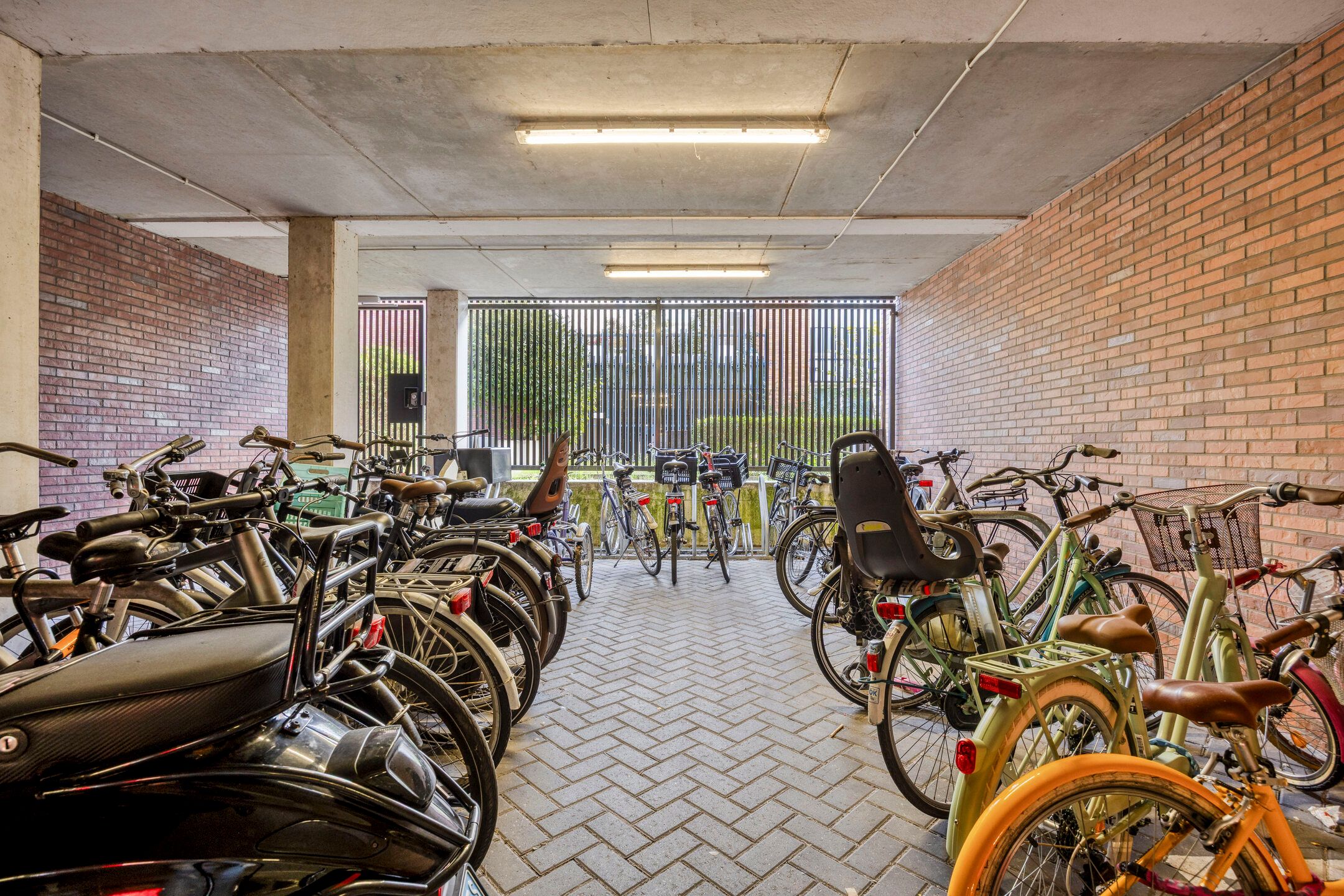 Photo 33 of J.S. Ruppertstraat 33