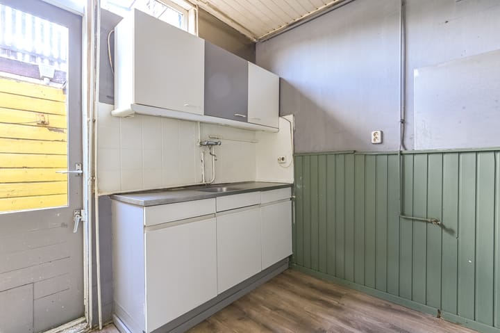 Tussenwoning te koop: Lindenstraat 31, Ijmuiden