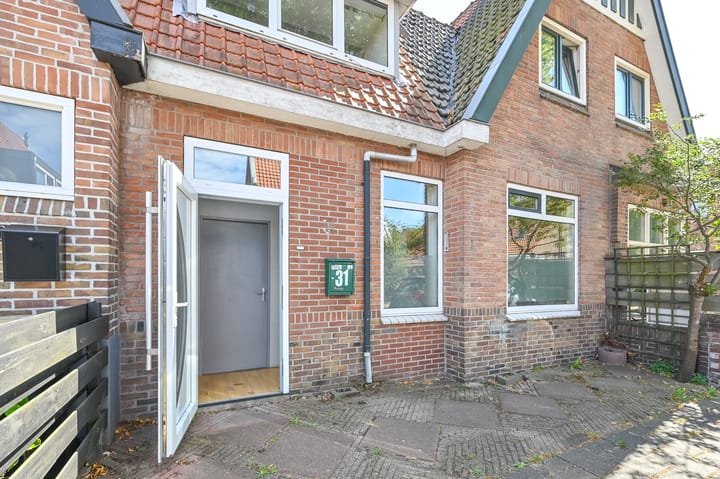 Tussenwoning te koop: Lindenstraat 31, Ijmuiden