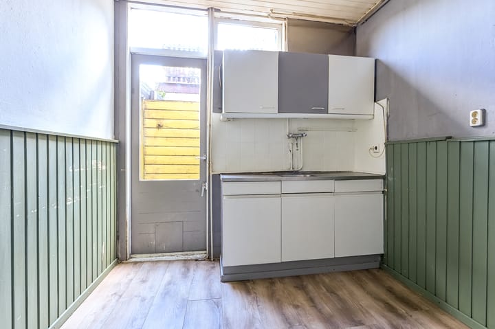 Tussenwoning te koop: Lindenstraat 31, Ijmuiden
