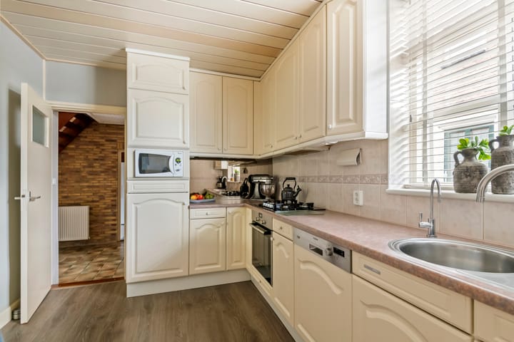 Hoekwoning te koop: Prins Willem-Alexanderstraat 46, Deil