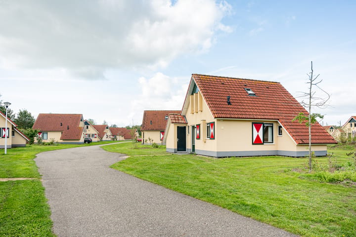 Vrijstaande woning te koop: Oranjekanaal NZ 10-0021, Wezuperbrug