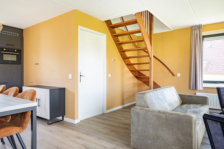 Vrijstaande woning te koop: Oranjekanaal NZ 10-0021, Wezuperbrug
