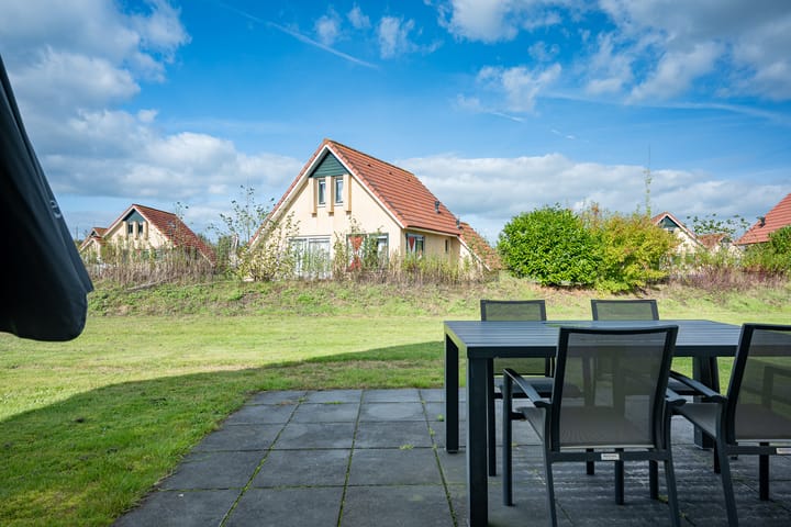 Vrijstaande woning te koop: Oranjekanaal NZ 10-0021, Wezuperbrug