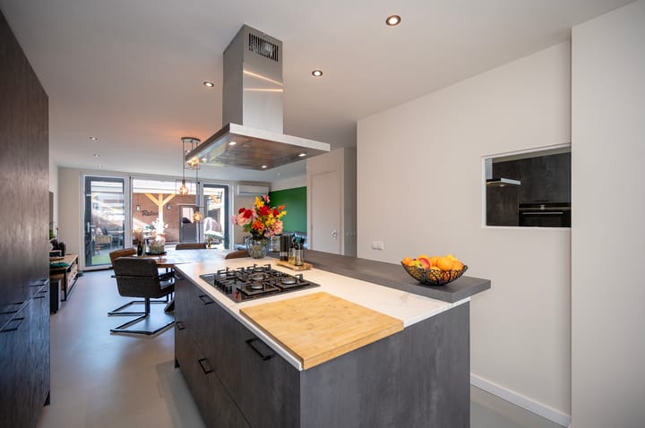 Tussenwoning te koop: Kamelenspoor 363, Maarssen
