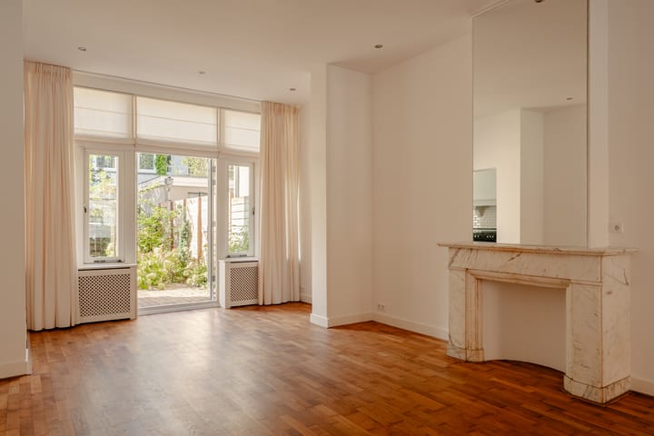 Appartement te huur: Pieter de Hoochstraat 12H, Amsterdam