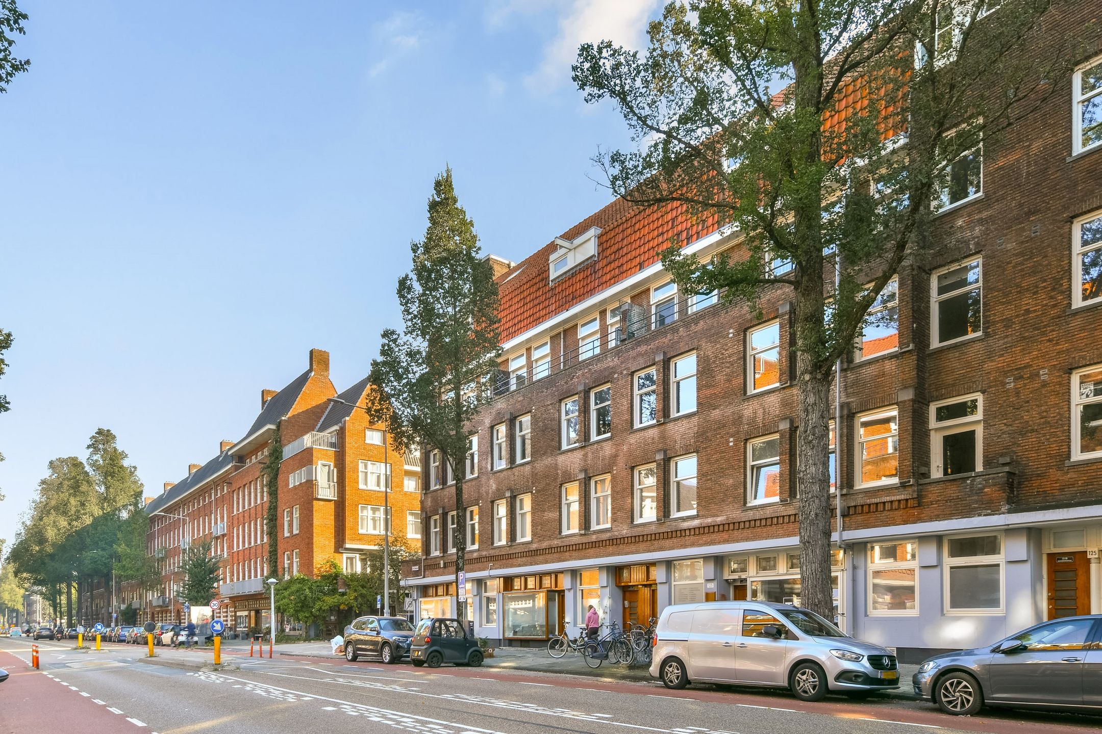 Photo 39 of Haarlemmermeerstraat 125-H