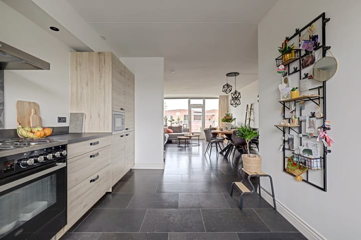 Appartement te koop: Dennenlaan 8, Dordrecht