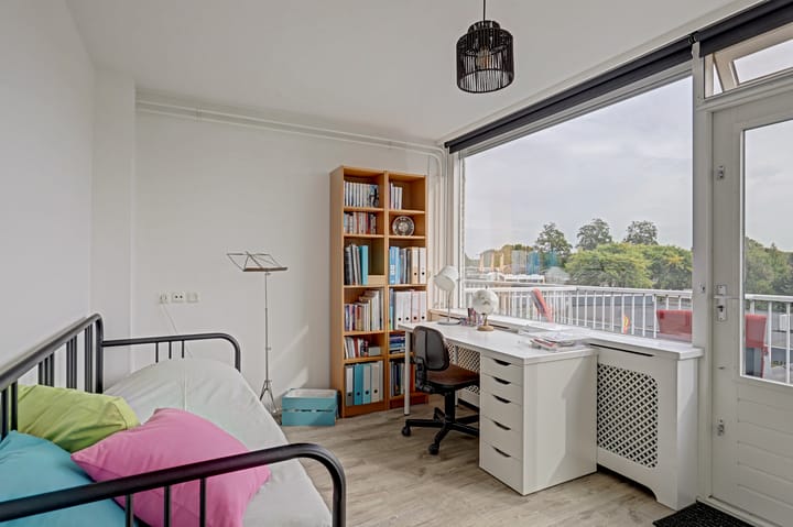 Appartement te koop: Dennenlaan 8, Dordrecht