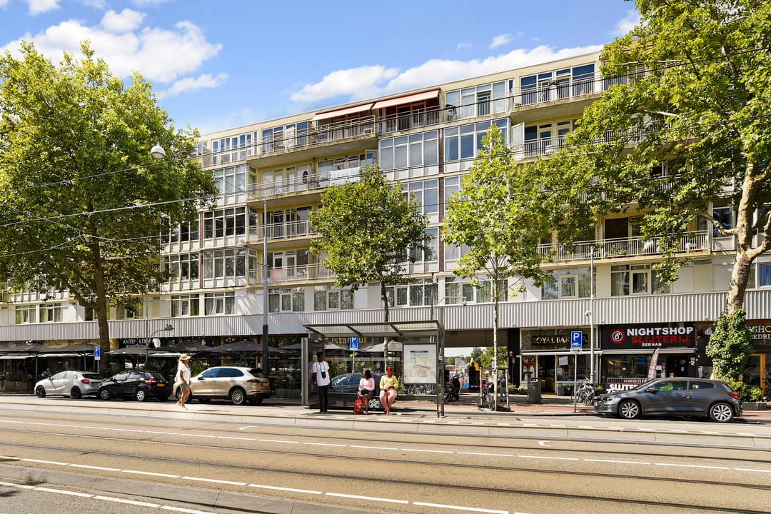 Photo 2 of Cornelis van Vollenhovenstraat 52