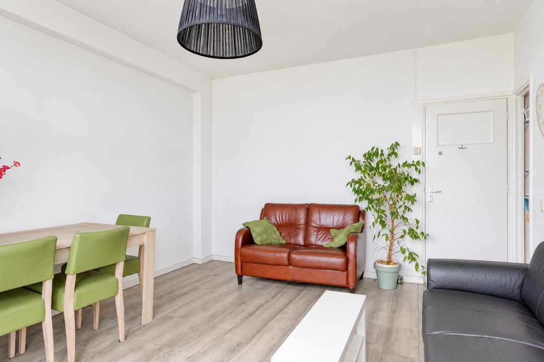 Photo 13 of Cornelis van Vollenhovenstraat 52