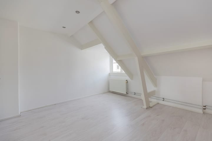 Tussenwoning te huur: Generaal Cronjéstraat 132RD, Haarlem