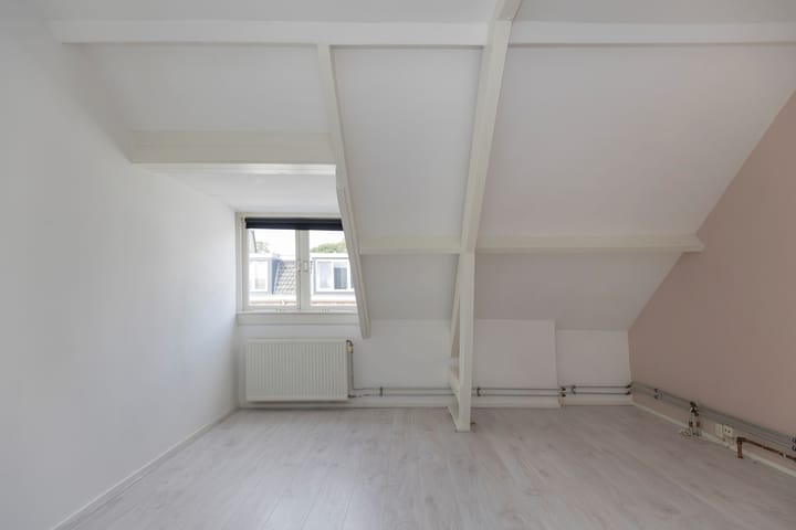 Tussenwoning te huur: Generaal Cronjéstraat 132RD, Haarlem
