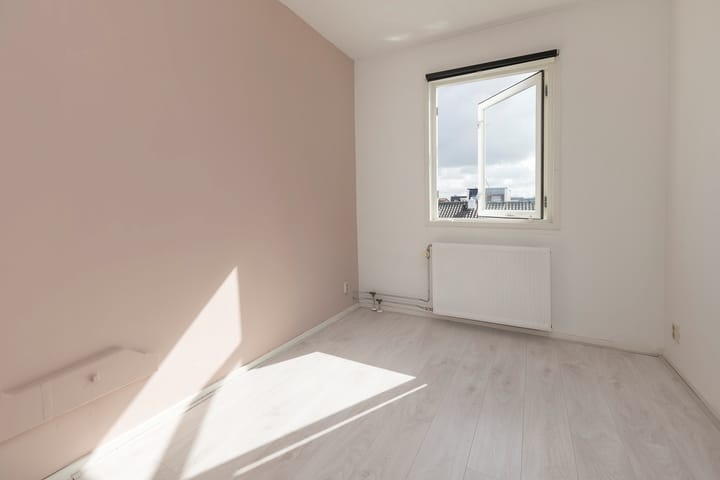 Tussenwoning te huur: Generaal Cronjéstraat 132RD, Haarlem
