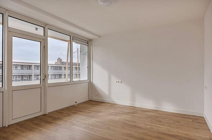 Appartement te huur: Postjesweg 243, Amsterdam